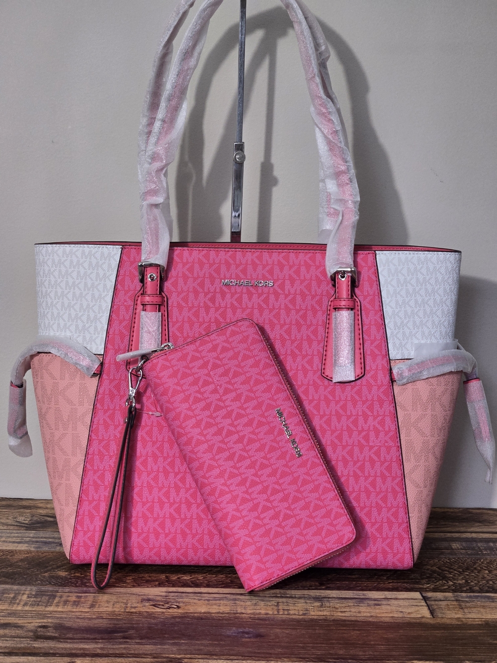 Michael Kors Voyager Colorblock Tote And Wallet